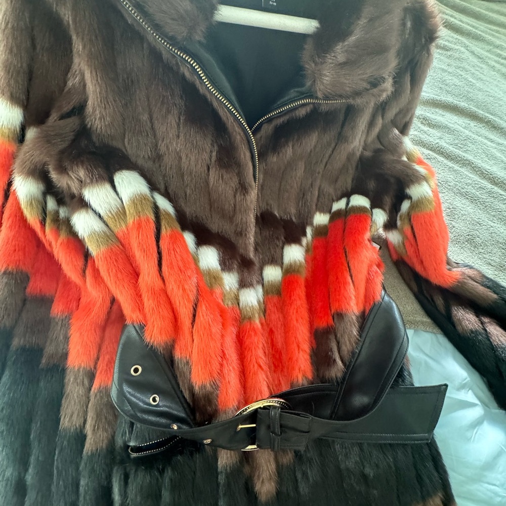 Beautiful Marciano faux fur coat with belt